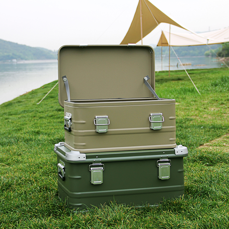 Campingboxen und -behälter aus Aluminium